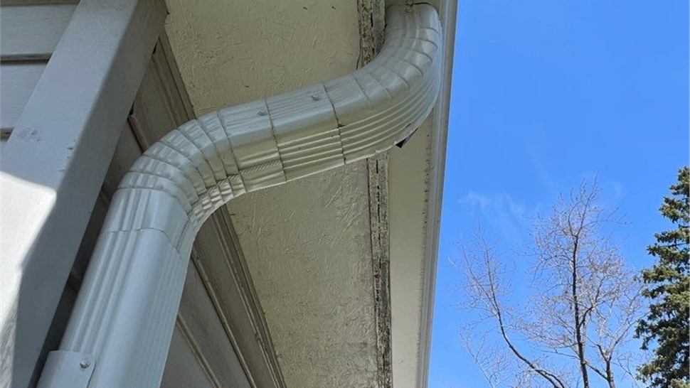 Soffit and Fascia Project in Bolingbrook, Illinois by Stan's Roofing & Siding