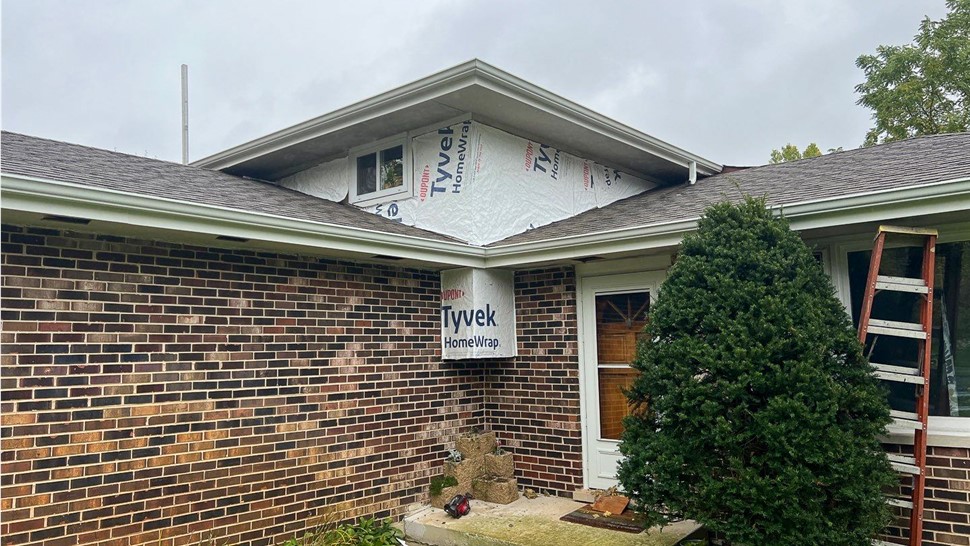 Gutters, Siding, Soffit and Fascia Project in Mokena, IL by Stan's Roofing & Siding