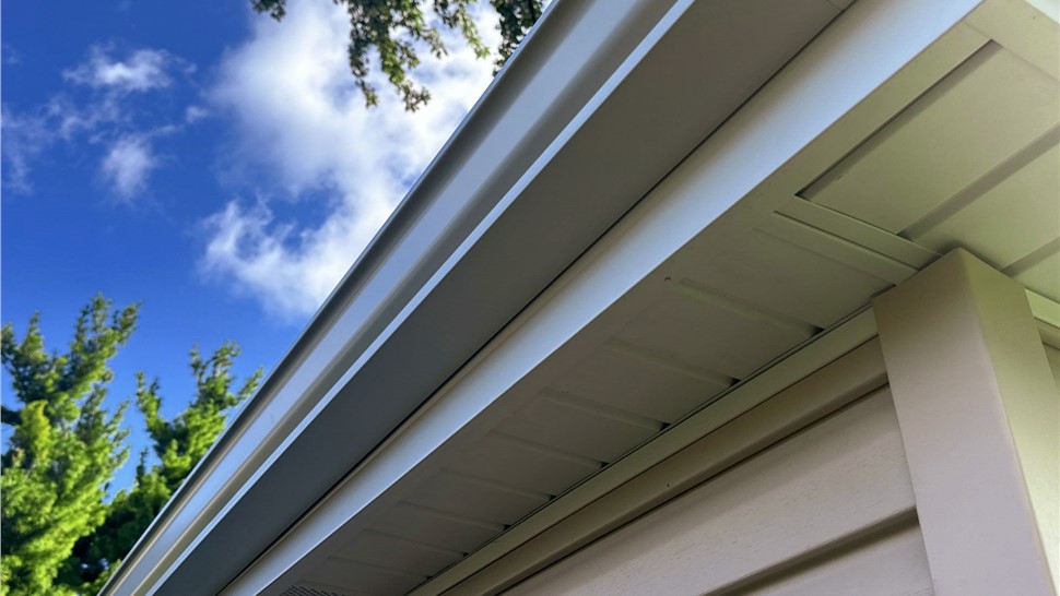 Gutters, Siding, Soffit and Fascia Project in Oak Lawn, Illinois by Stan's Roofing & Siding