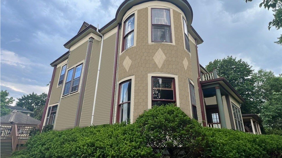 Siding Project in Joliet, IL by Stan's Roofing & Siding