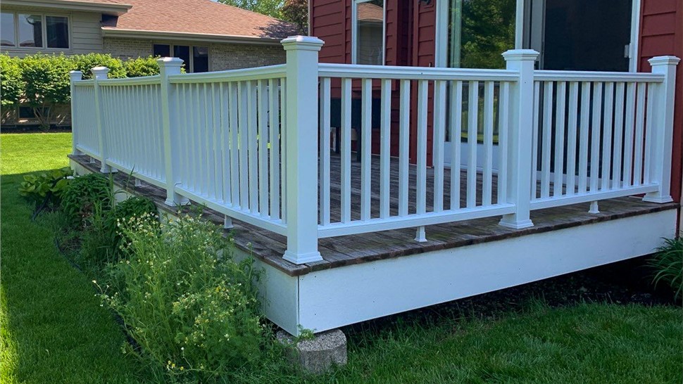 Decks Project in Lemont, IL by Stan's Roofing & Siding