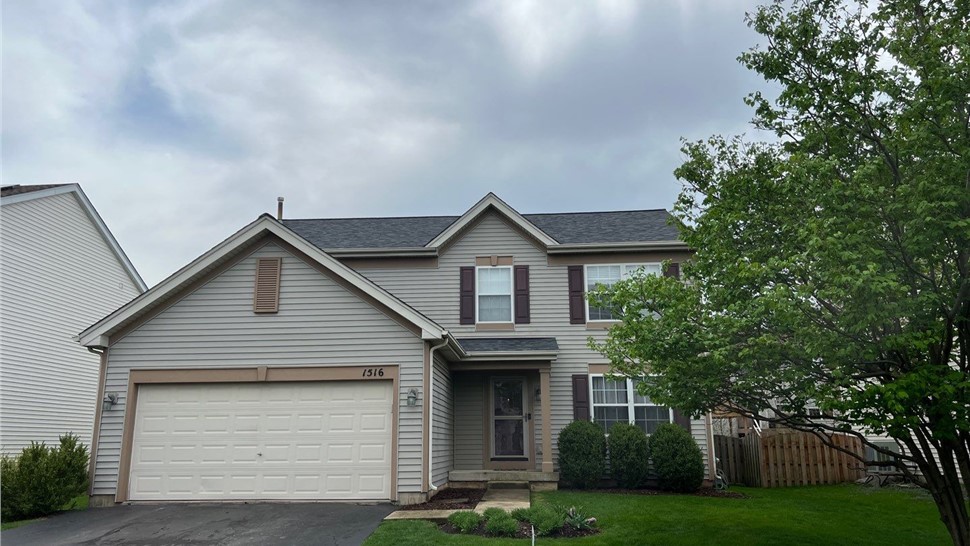 Roofing Project in Bolingbrook, Illinois by Stan's Roofing & Siding