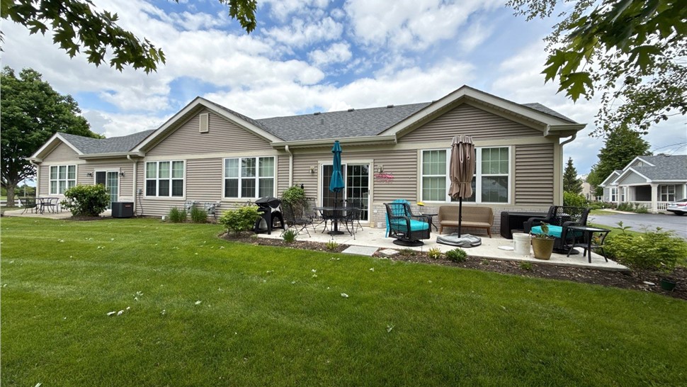 Decks Project in Crest Hill, Illinois by Stan's Roofing & Siding