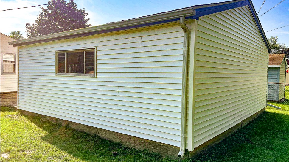 Siding, Soffit and Fascia Project in Romeoville, IL by Stan's Roofing & Siding