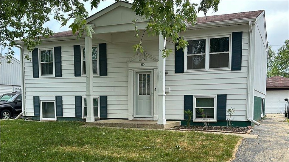 Attic Insulation, Doors, Gutters, Roofing, Siding, Soffit and Fascia, Windows Project in Romeoville, IL by Stan's Roofing & Siding