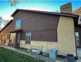 Gutters, Siding, Soffit and Fascia Project in Homewood, IL by Stan's Roofing & Siding