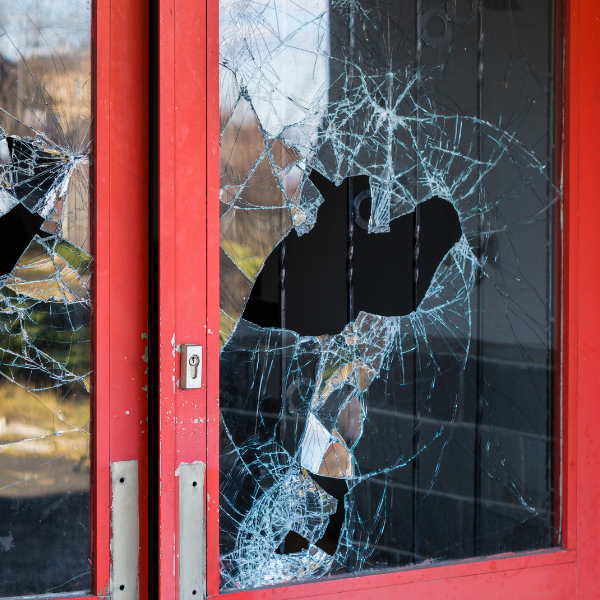 What Happens If Your Windows Break During a Hurricane? | A South Florida Homeowner Guide