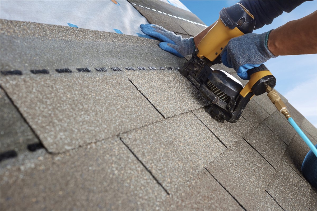 CertainTeed vs. GAF: Which Roofing Shingles Are Best for Your Home?