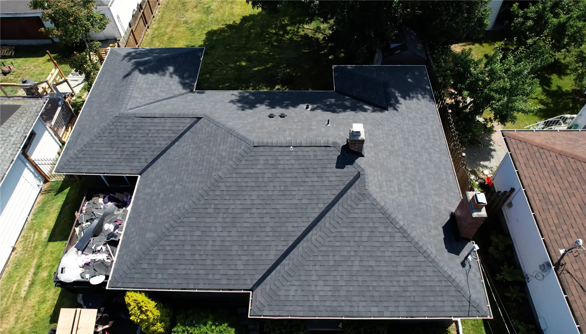TAMKO vs IKO Roofing: A Guide to Find Out Which Shingles Are Better for South Florida Homes