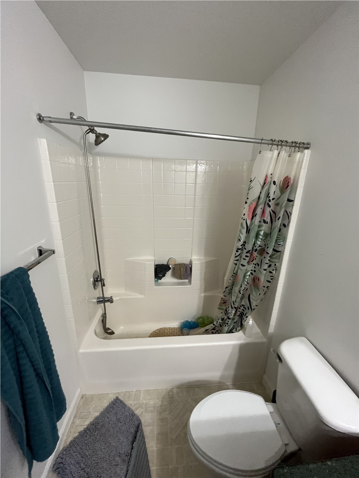 5 Signs You Need to Replace Your Bathtub or Shower