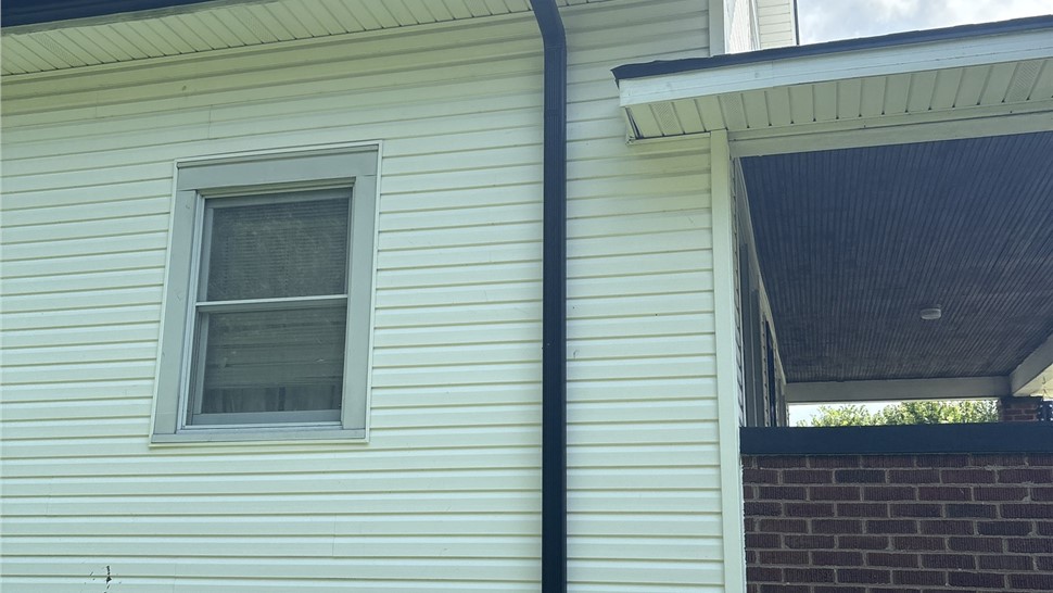  Roofing, Gutters Project in Franklin, IN by Storm Warrior Roof