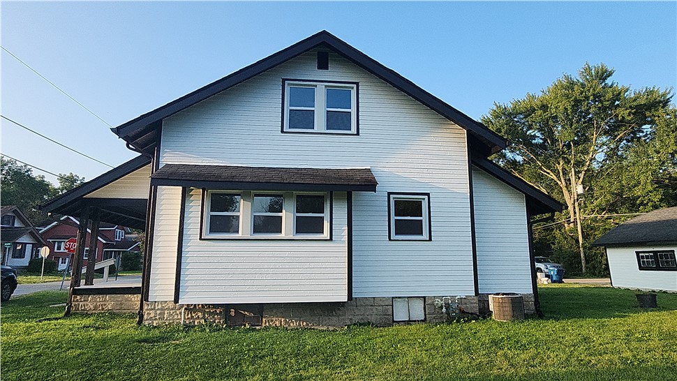 Windows Project in Cumberland, IN by Storm Warrior Roof