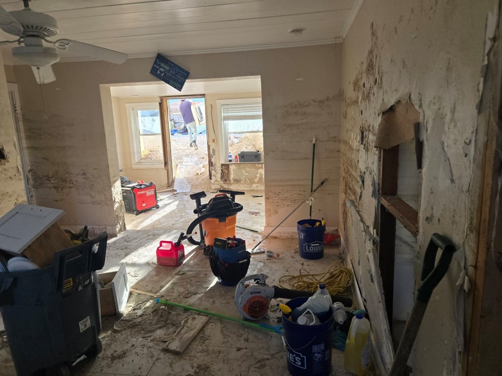 Roof Leaks and Flooded Interiors – What to Do Next