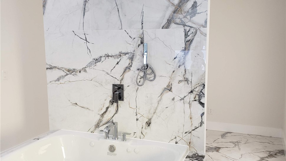 Service Areas - Bathrooms Photo 64