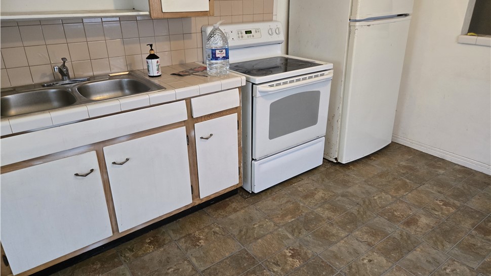 Kitchens Project in St. Petersburg, FL by Sunrise Contractors Inc