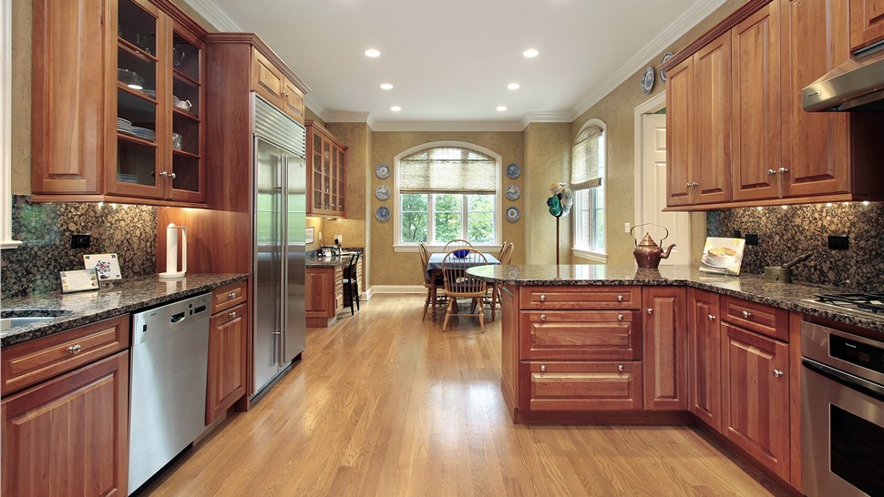 Kitchen Remodeling - Large Kitchen Photo 1
