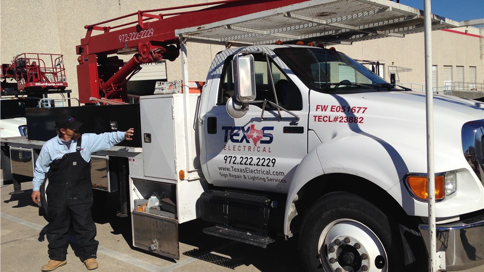 Emergency Electrician Photo 1