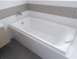 Bathroom Remodeling - New Bathtubs Photo 4
