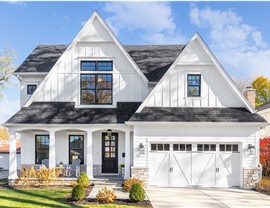 Black windows Photo 2