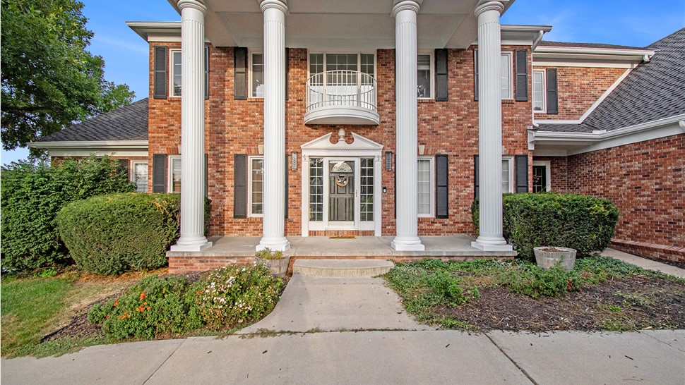 Siding Project in Omaha, NE by Thompson's Home Improvement