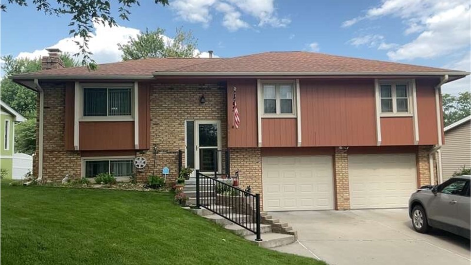 Siding Project in Bellevue, NE by Thompson's Home Improvement