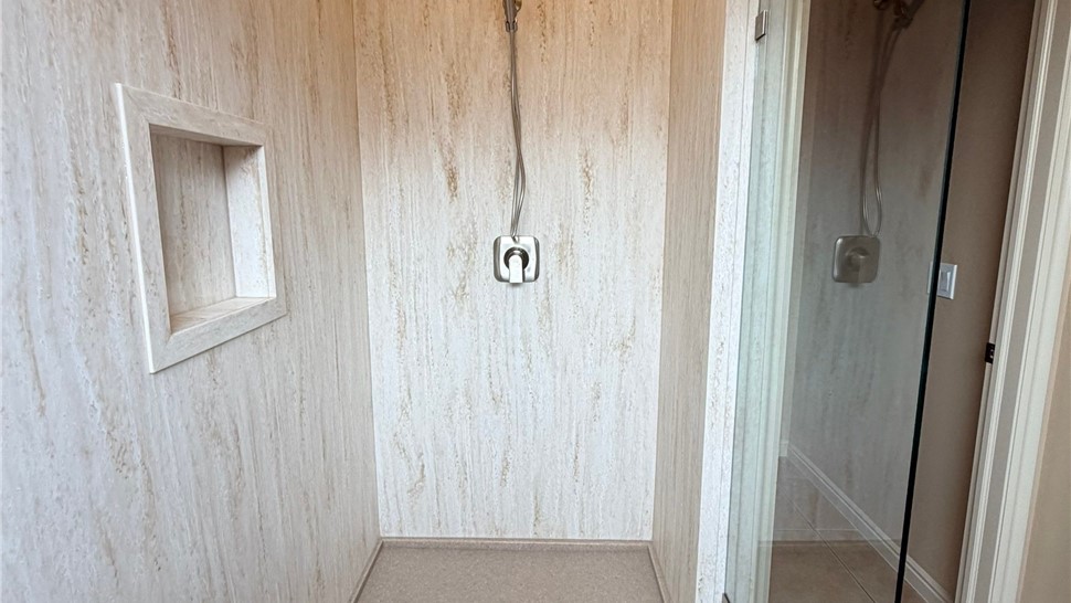 Bath Project in Mesquite, Nevada by Thompson Bath