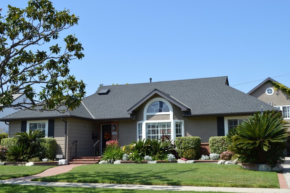 7 Questions Every Homeowner Should Ask Before Choosing a Roofing Company