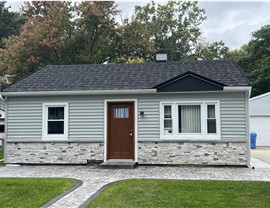 Siding - Siding Replacement Photo 3