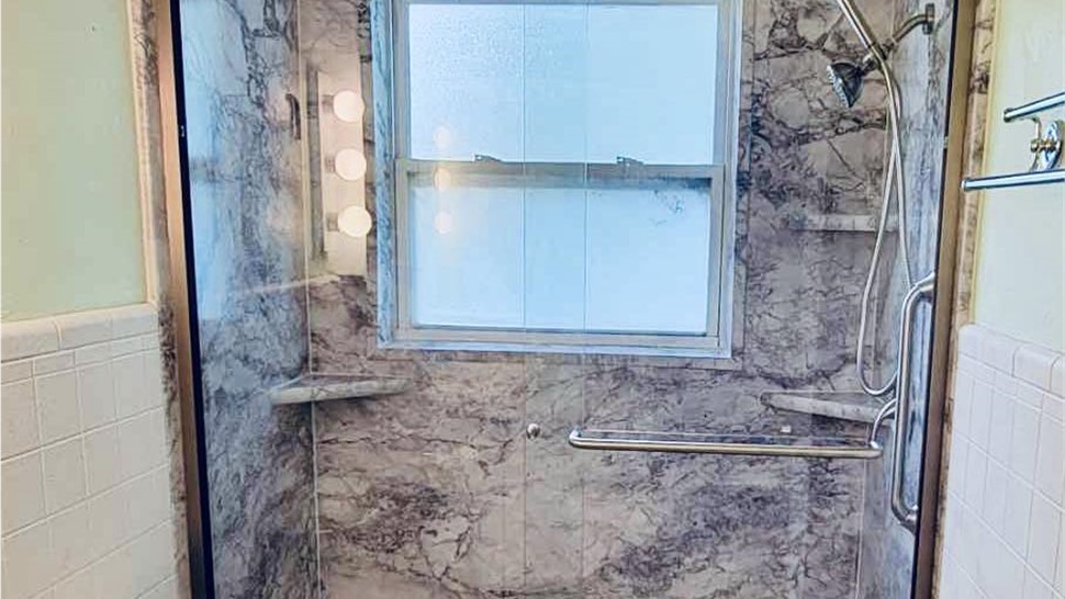 Showers - Shower Enclosures Photo 1