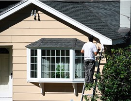 Siding- Painting Photo 4