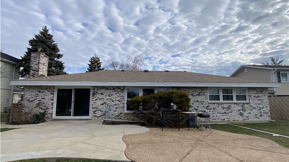 St. Charles, Aurora, Sandwich, Joliet, Plainfield, roofing repairs, roofing inspections, roof storm damage repair, roof hail damage, replacement siding, bi-lingual installers, siding contractors.