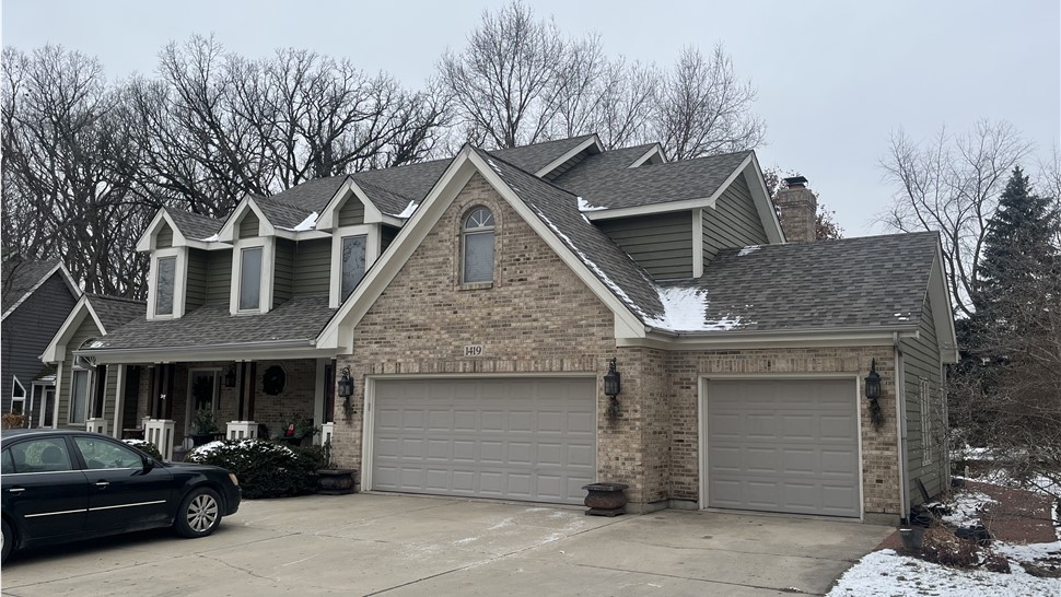 Plainfield, Joliet, Shorewood, Morris, Storm damage, insurance claim, affordable, responsible, experienced, great communication, storm damage, professionals, repair experts, shingle roofs, new roof.