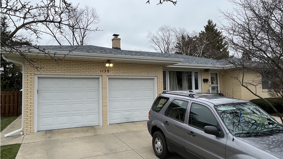 Warrenville, Eola, Downers Grove, Oak Brook, Brookfield, Joliet, Plainfield, siding repair, roofing repair, gutter installers, fascia installers, decking repairs, courteous, punctual, bi-lingual.