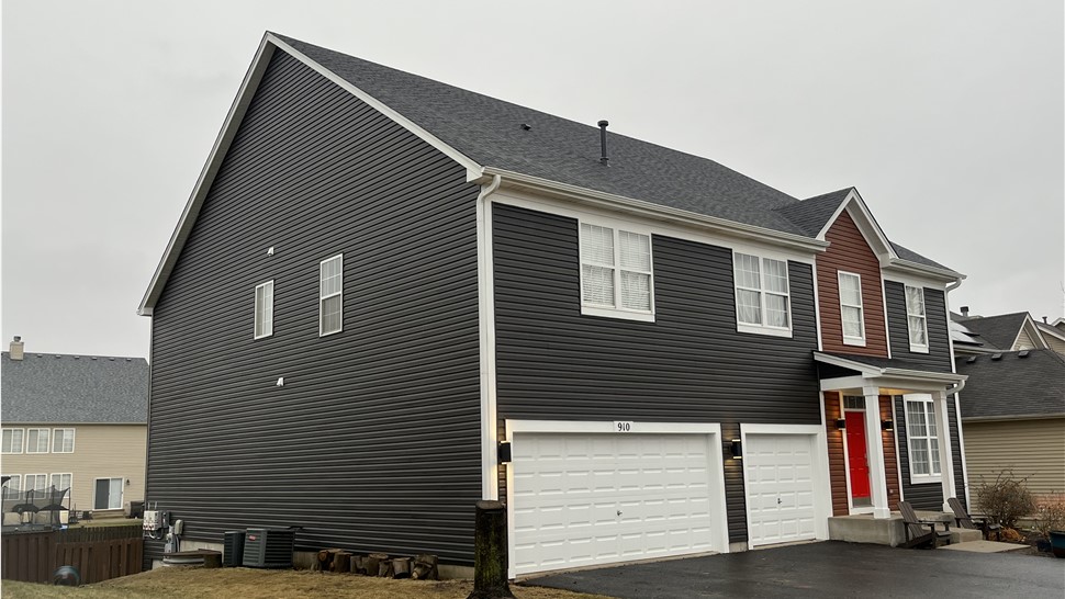 Plainfield, Joliet, Shorewood, Morris, Storm damage, insurance claim, affordable, responsible, experienced, great communication, storm damage, professionals, repair experts, shingle roofs, new roof.