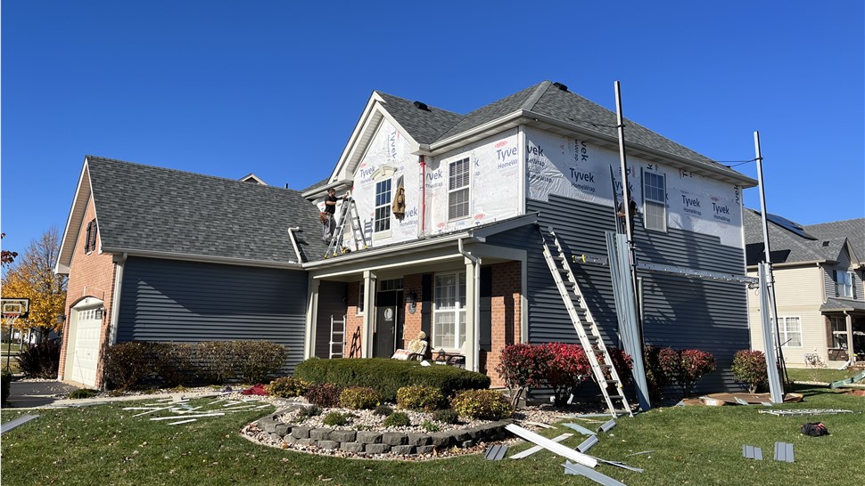 Plainfield, Shorewood, New Lenox, siding job in Joliet, great prices, professional and helpful crew, go the extra mile, punctual, honest, durable and high quality product, expertly installed..