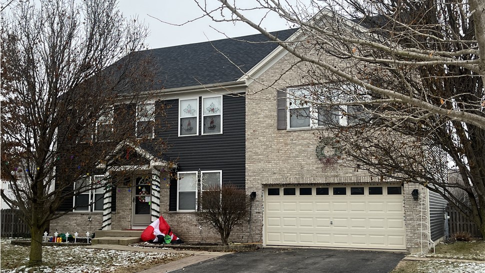 St. Charles, Aurora, Sandwich, Joliet, Plainfield, roofing repairs, roofing inspections, roof storm damage repair, roof hail damage, replacement siding, bi-lingual installers, siding contractors.