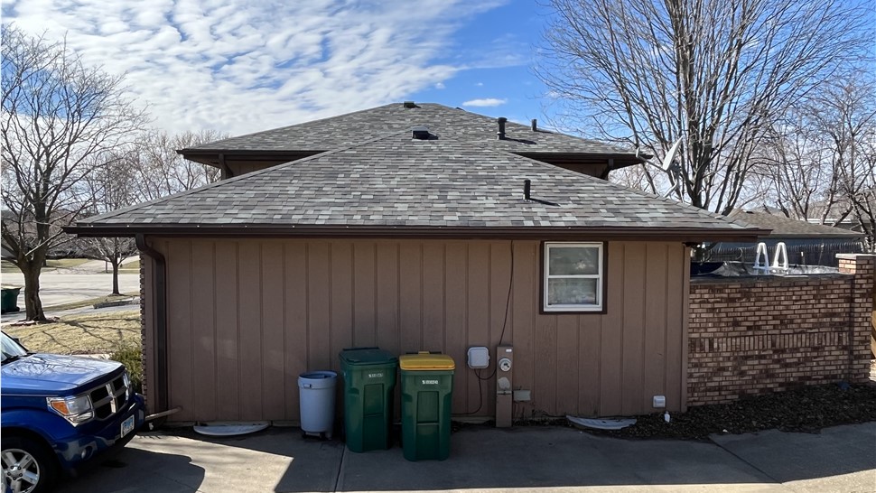 Plainfield roofing, Joliet, Shorewood, Yorkville, Oswego, roofing, contractors, durable, kind, efficient, honest, reliable, energy efficient, punctual, expert, affordable.