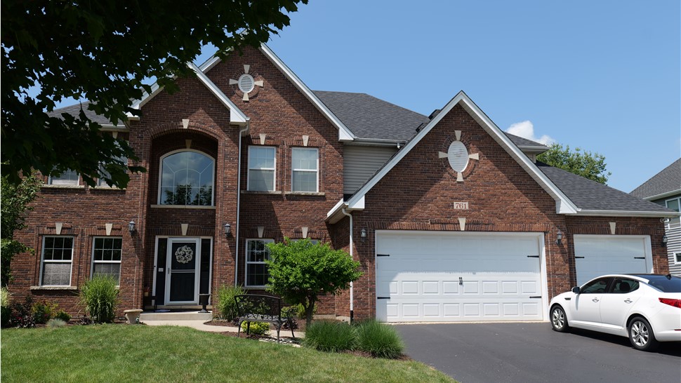 Yorkville Roof Installation Owens Corning Onyx Black