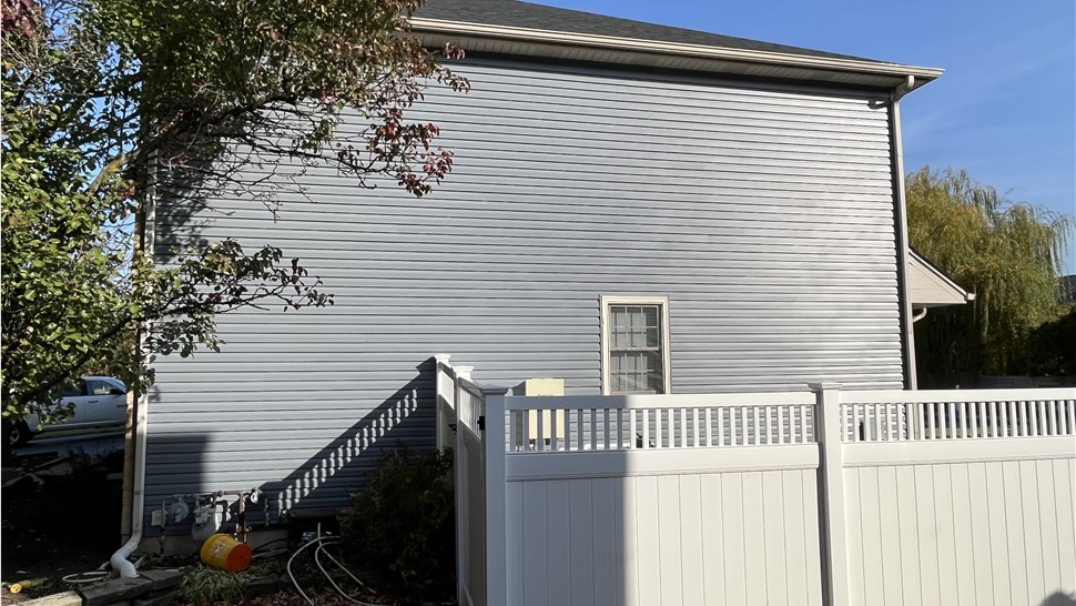 Plainfield, Joliet, Naperville, Lisle, Oswego, weather resistant roof, roofing, siding, very neat crew, seamless appearance, punctual, positive experience, energy efficient.