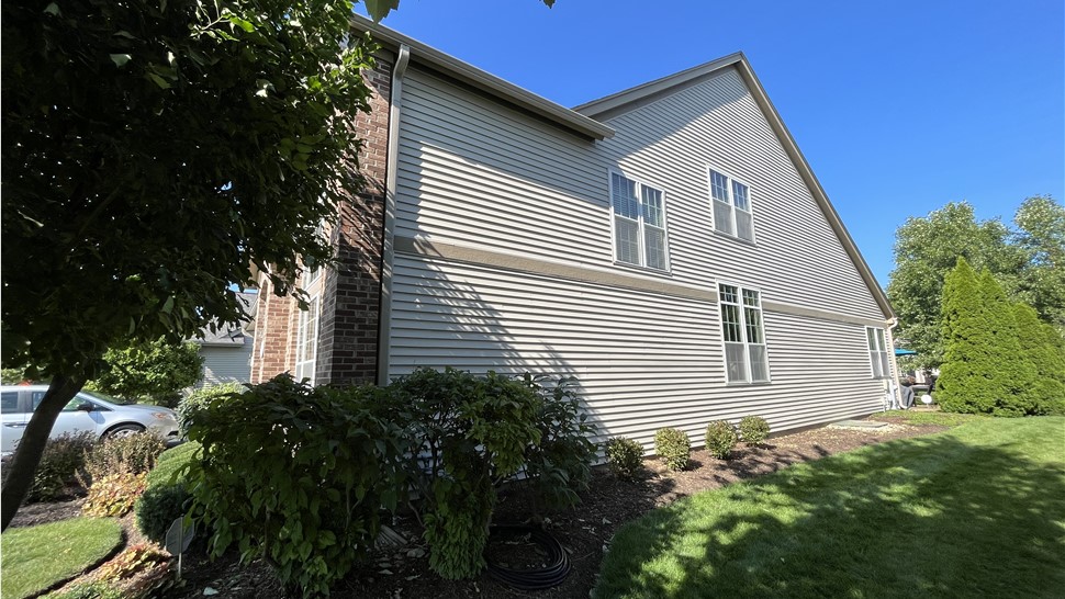 Siding project Oswego Illinois, Variform Siding Rich Mocha