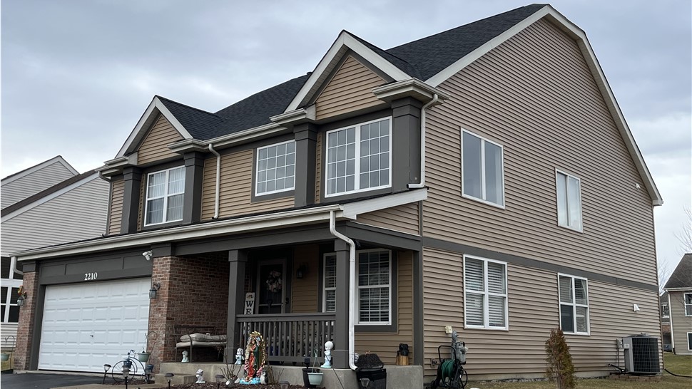 Replacement siding, replacement siding installation, replacement roofing contractors, replacement roof, replacement fascia, James Hardie, LP Smartside.