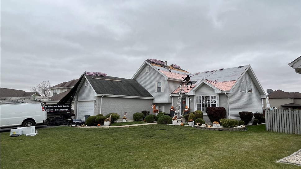 Plainfield roofing, Joliet, Shorewood, Yorkville, Oswego, roofing, contractors, durable, kind, efficient, honest, reliable, energy efficient, punctual, expert, affordable.