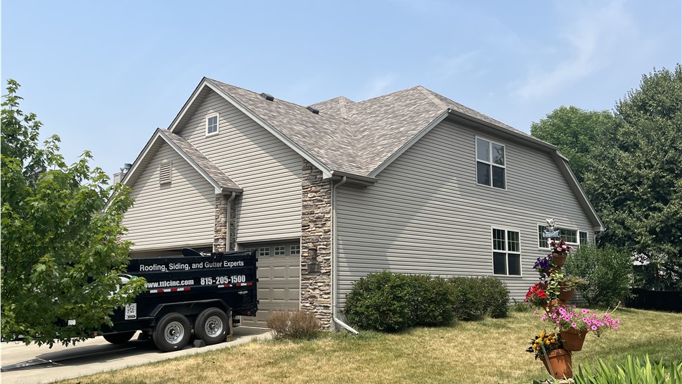 Plainfield Roof, Owens Corning Shingles "Sand Dune"