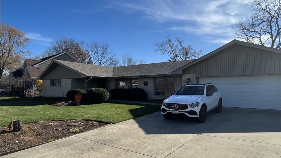 Joliet, Plainfield, Oswego, Yorkville, honest, efficient, reliable, punctual, quality work, clean cut.