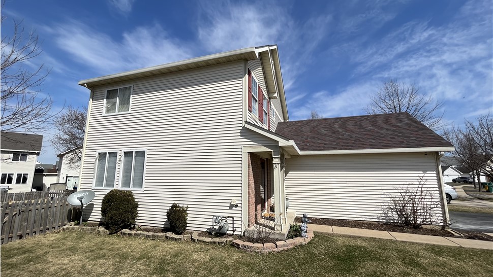 Plainfield, Joliet, Shorewood, Morris, Storm damage, insurance claim, affordable, responsible, experienced, great communication, storm damage, professionals, repair experts, shingle roofs, new roof.