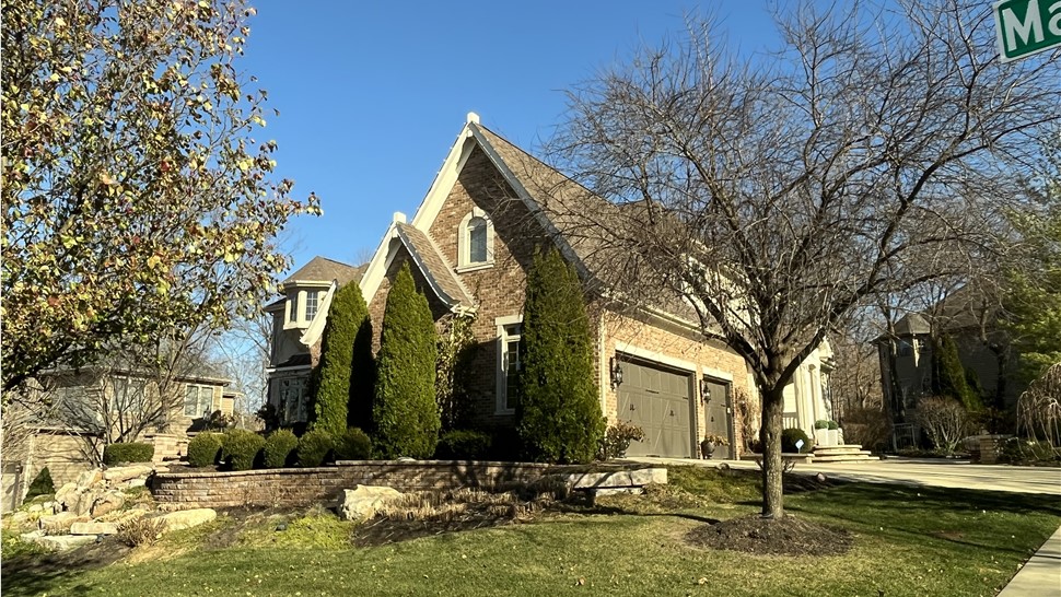 Good reputation, industry leader, great reviews, residential roofing, commercial roofing, great work, insurance assistance, insurance work, restoration company, siding storm damage repair.