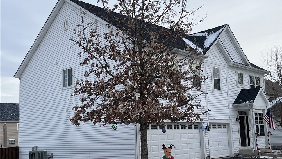 Plainfield roofing, Joliet, Shorewood, Yorkville, Oswego, roofing, contractors, durable, kind, efficient, honest, reliable, energy efficient, punctual, expert, affordable.