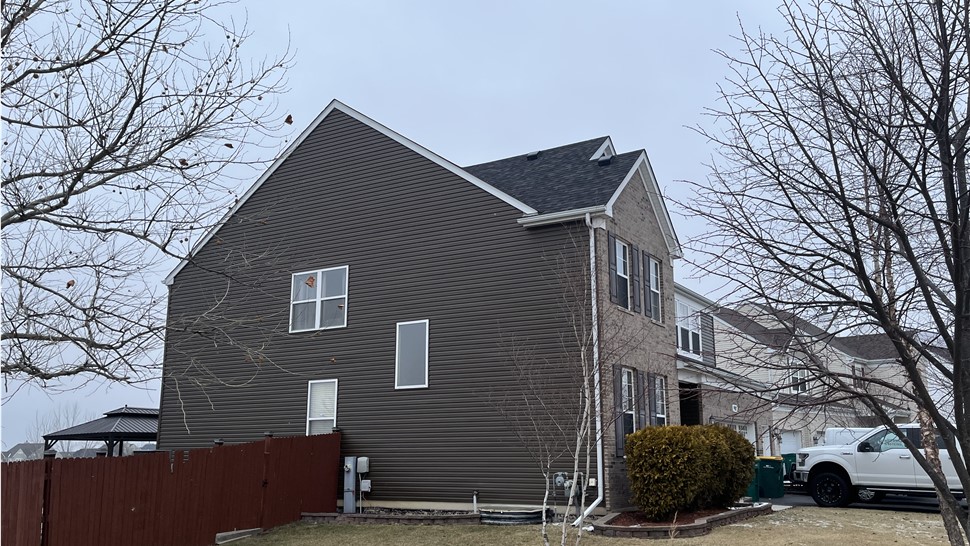 Woodale, Bloomingdale, Grayslake, Joliet, Plainfield, satisfied customer, seamless gutters, siding hail damage, siding repair, roofing repair, seamless gutter systems, affordable, wind damage.