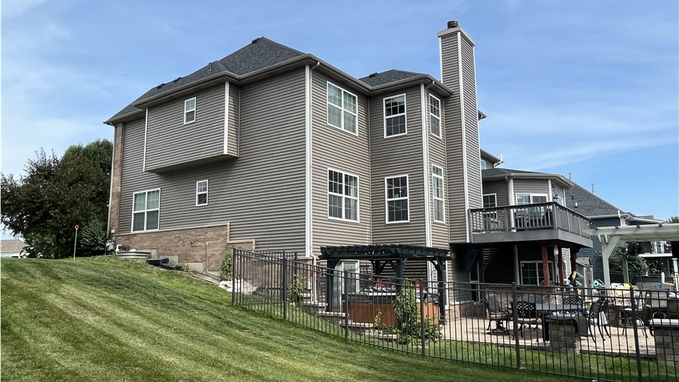 Vinyl Siding Variform "Smokey Grey" Plainfield Illinois