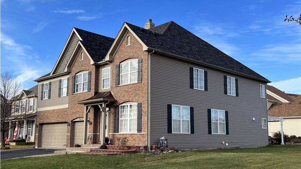 Plainfield roofing, Joliet, Shorewood, Yorkville, Oswego, roofing, contractors, durable, kind, efficient, honest, reliable, energy efficient, punctual, expert, affordable.